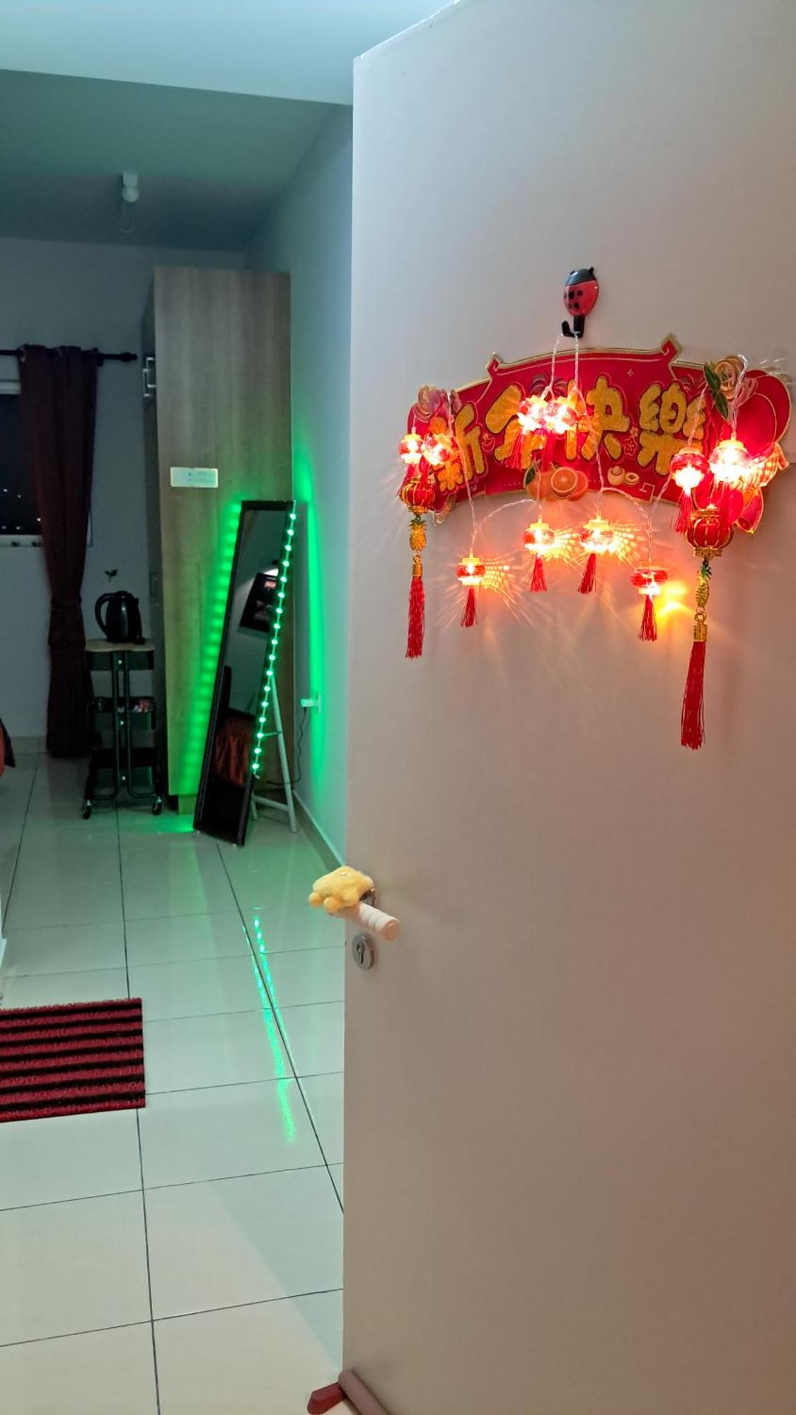 The Red Room Alanis Residence Sepang Zewnętrze zdjęcie