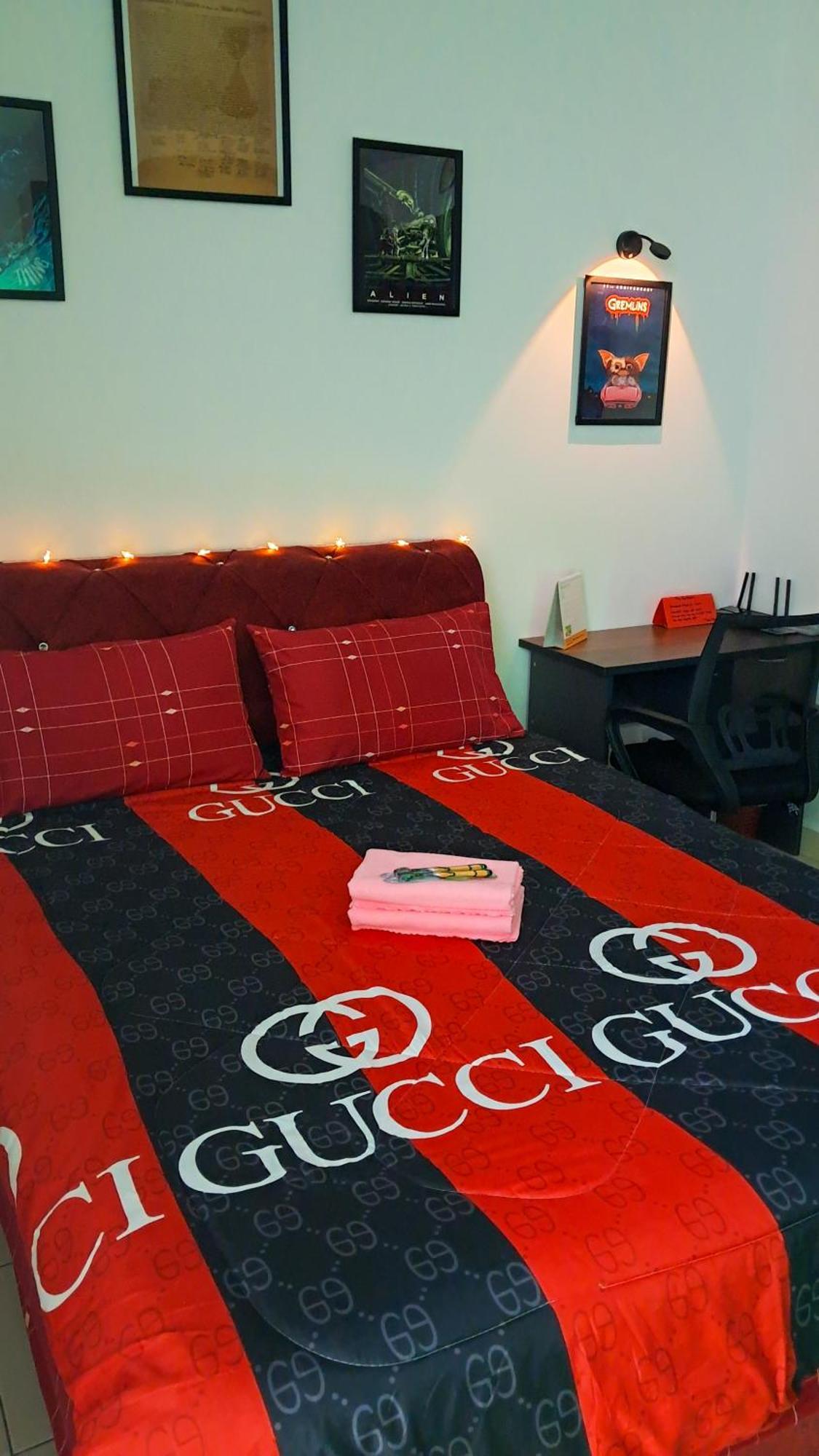 The Red Room Alanis Residence Sepang Zewnętrze zdjęcie